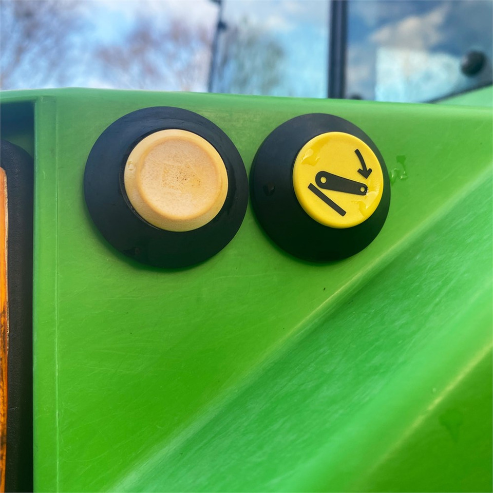 Deutz-Fahr DX 4.71 - Traktor: foto 5 Deutz-Fahr DX 4.71 - Traktor: foto 5