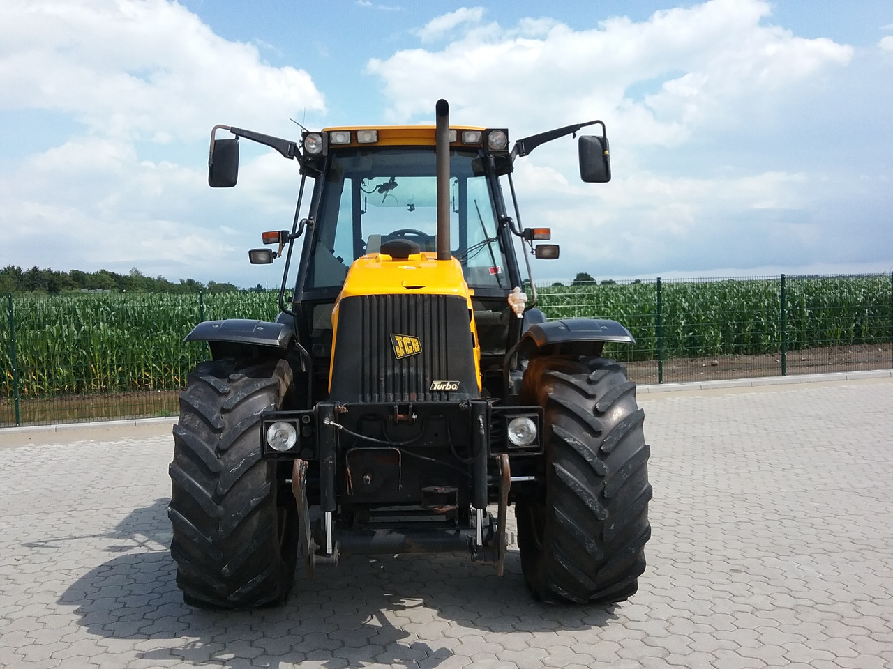 JCB Fastrac 2115 - Traktor: foto 2 JCB Fastrac 2115 - Traktor: foto 2