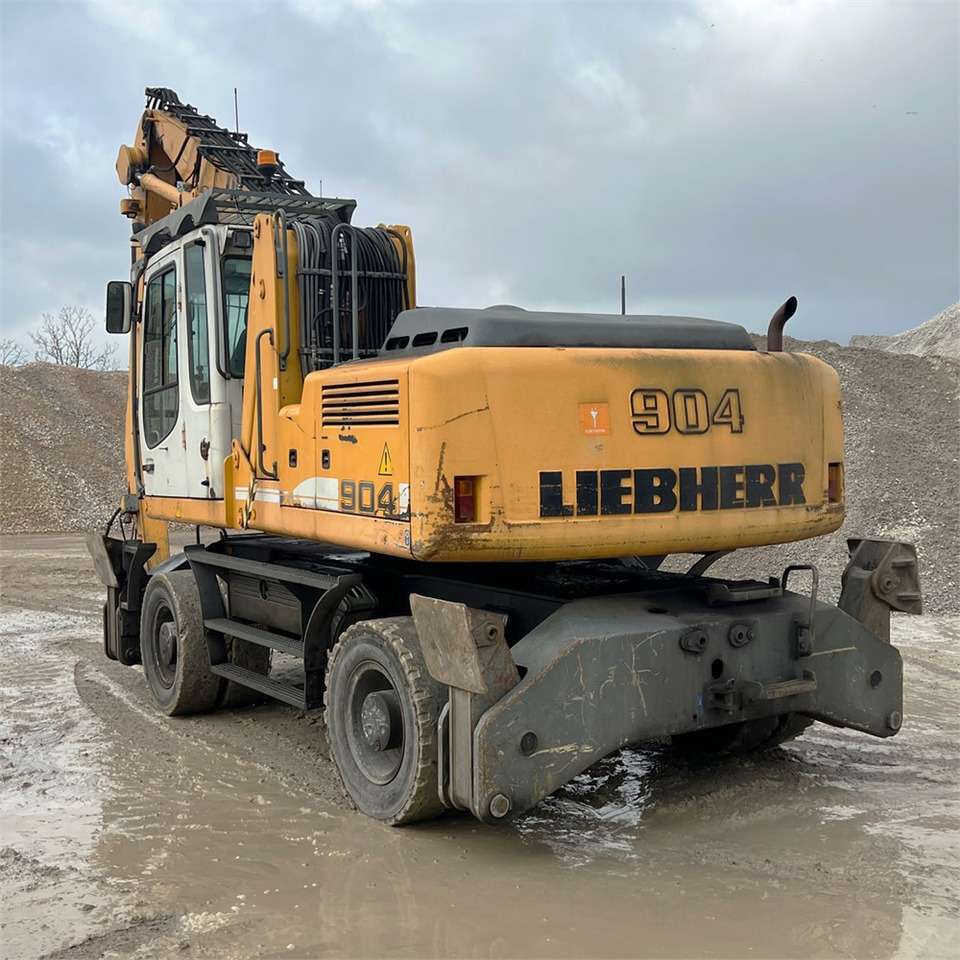 Liebherr 904C HD Litronic - Ekskavator me goma: foto 5 Liebherr 904C HD Litronic - Ekskavator me goma: foto 5