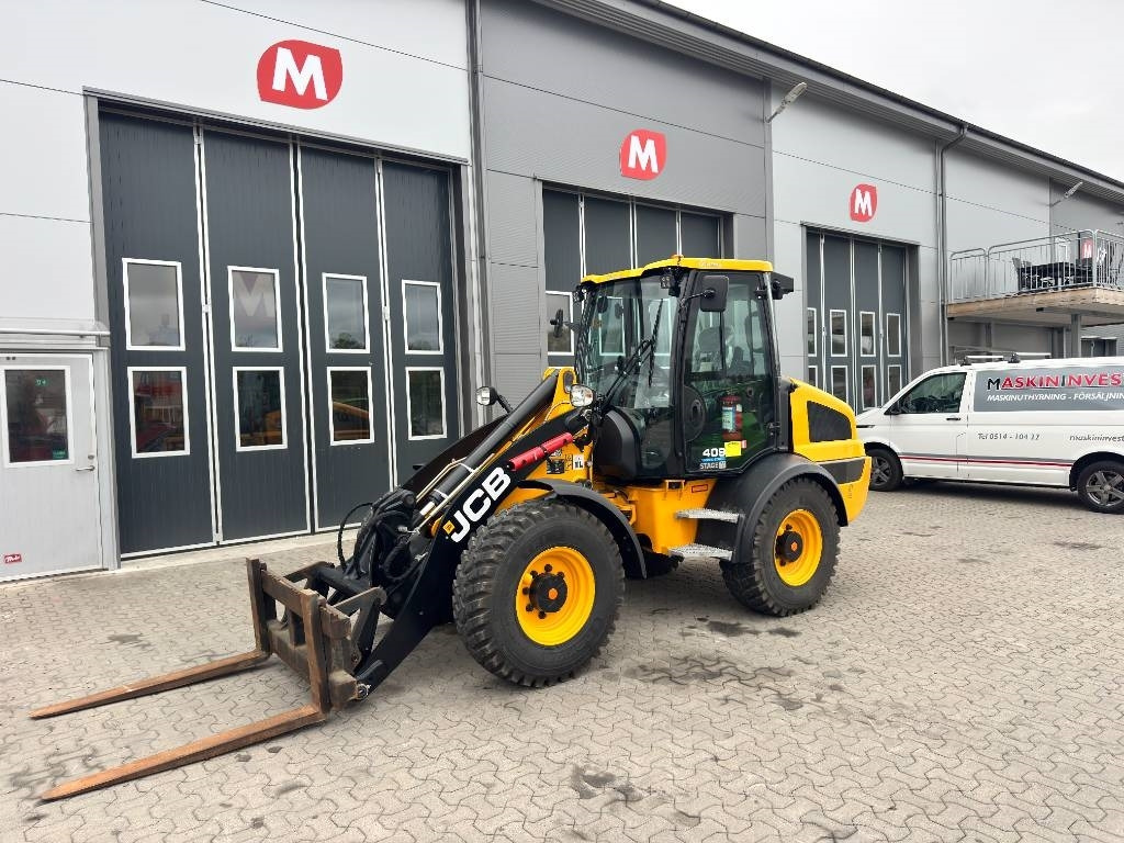 JCB 409 - Fadrom me goma: foto 2 JCB 409 - Fadrom me goma: foto 2