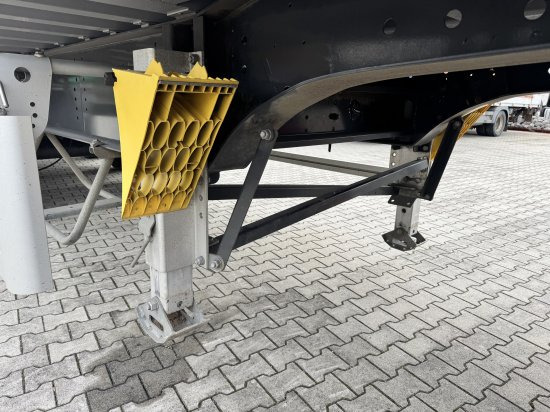 Kempf Koleba SKM/AK/39LA1230 50m3 Kippmulde Mehrere Einheiten Verfügbar - Gjysmë rimorkio vetëshkarkuese: foto 3 Kempf Koleba SKM/AK/39LA1230 50m3 Kippmulde Mehrere Einheiten Verfügbar - Gjysmë rimorkio vetëshkarkuese: foto 3