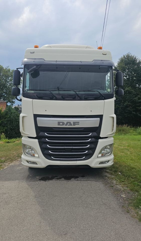 DAF XF460 - Gjysmë-kamion: foto 2 DAF XF460 - Gjysmë-kamion: foto 2
