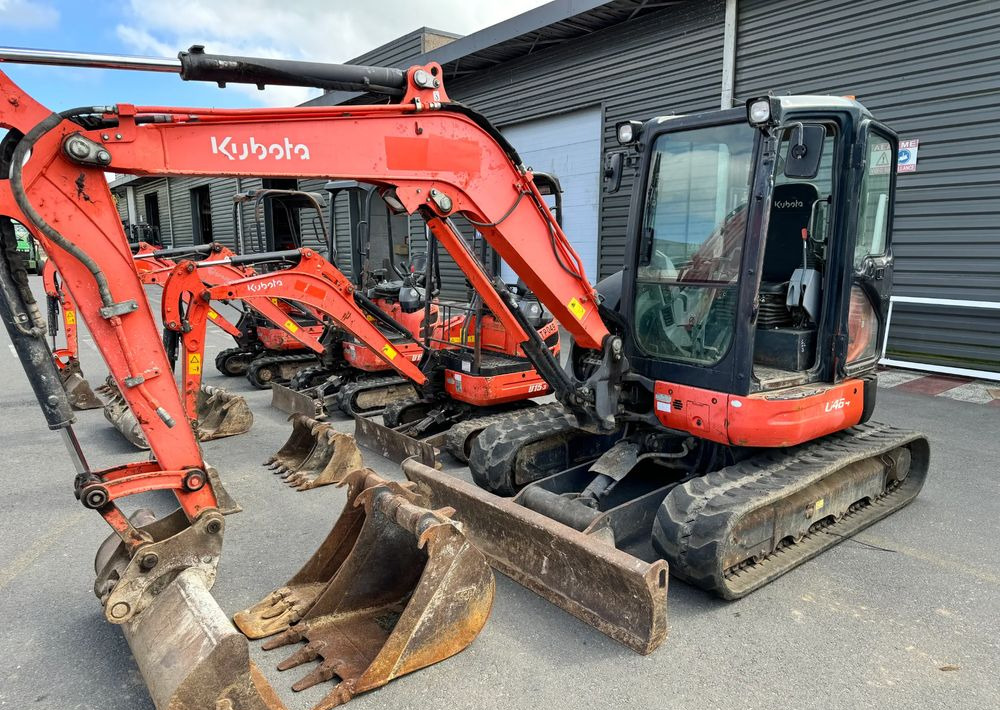 Kubota U48-4 - Ekskavator me zinxhirë: foto 1 Kubota U48-4 - Ekskavator me zinxhirë: foto 1