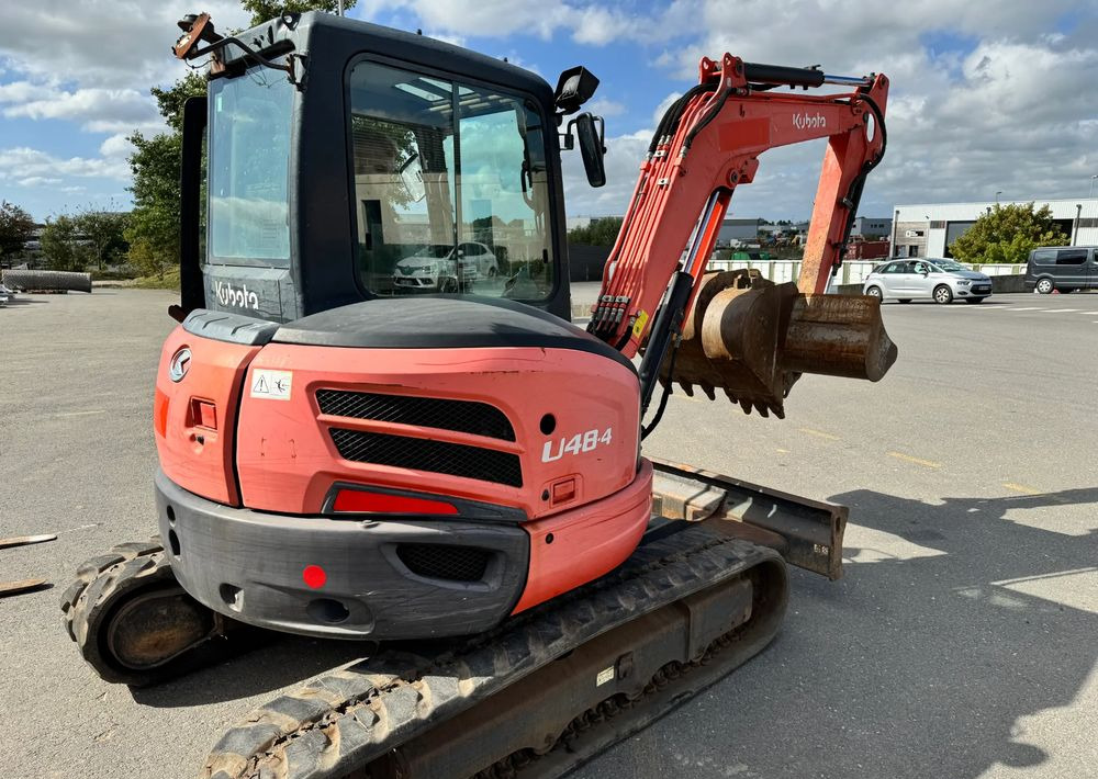 Kubota U48-4 - Ekskavator me zinxhirë: foto 4 Kubota U48-4 - Ekskavator me zinxhirë: foto 4