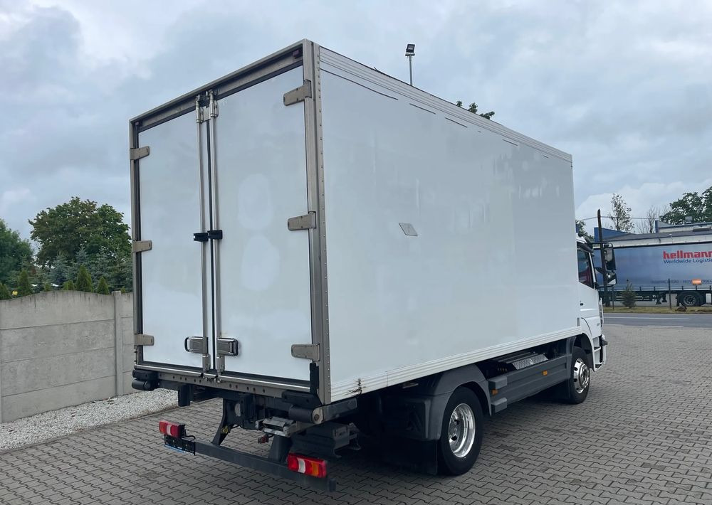 Mercedes-Benz ATEGO 1227 CHŁODNIA HAKOWA / HAKÓWKA - Kamion frigorifer: foto 5 Mercedes-Benz ATEGO 1227 CHŁODNIA HAKOWA / HAKÓWKA - Kamion frigorifer: foto 5