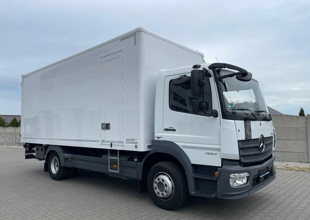 Mercedes-Benz ATEGO 1324, 15 EUROPALET, ŁADOWNOŚĆ 7,5 T - Kamion vagonetë: foto 2 Mercedes-Benz ATEGO 1324, 15 EUROPALET, ŁADOWNOŚĆ 7,5 T - Kamion vagonetë: foto 2