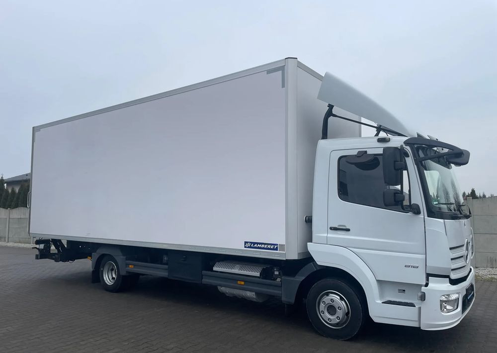 Mercedes-Benz ATEGO 818, IZOTERMA OGRZEWANA! - Kamion vagonetë: foto 4 Mercedes-Benz ATEGO 818, IZOTERMA OGRZEWANA! - Kamion vagonetë: foto 4