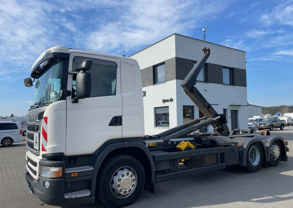Scania R410 Hakowiec MEILLER RK20 65 - Kamion vetëngarkues: foto 1 Scania R410 Hakowiec MEILLER RK20 65 - Kamion vetëngarkues: foto 1