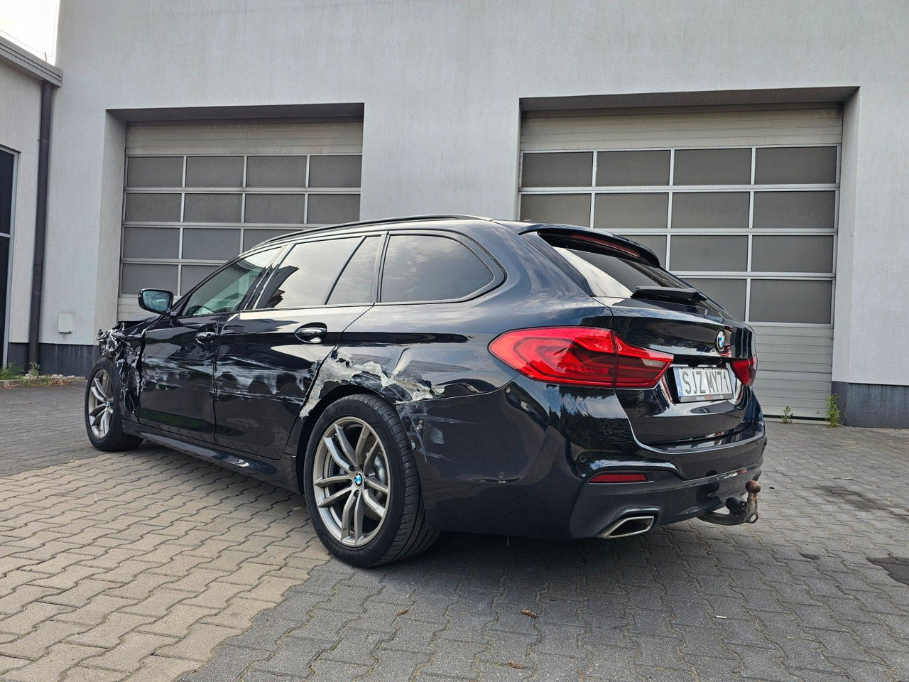 BMW 520 d M Packet Luftsitze Harman-K TOP Ausstatt. - Veturë: foto 3 BMW 520 d M Packet Luftsitze Harman-K TOP Ausstatt. - Veturë: foto 3