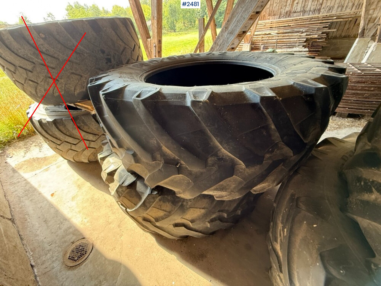 2 tires for tractor Pirelli 650/65R42 - Gomë për Makineri bujqësore: foto 2 2 tires for tractor Pirelli 650/65R42 - Gomë për Makineri bujqësore: foto 2