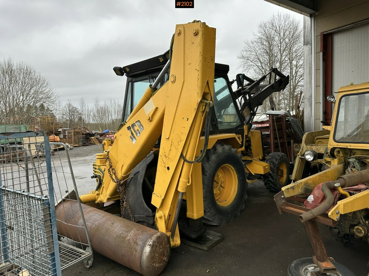 Backhoe loader JCB 3D-4 Rep. object - Traktor: foto 4 Backhoe loader JCB 3D-4 Rep. object - Traktor: foto 4