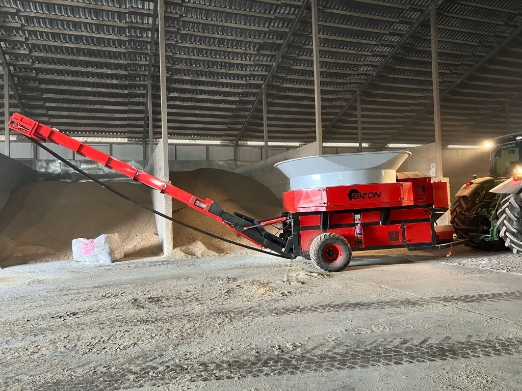 Haybuster BIZON B-1130 Strohmühle Strohhäcksler Tub Grinder - Grirës i kashtës: foto 2 Haybuster BIZON B-1130 Strohmühle Strohhäcksler Tub Grinder - Grirës i kashtës: foto 2