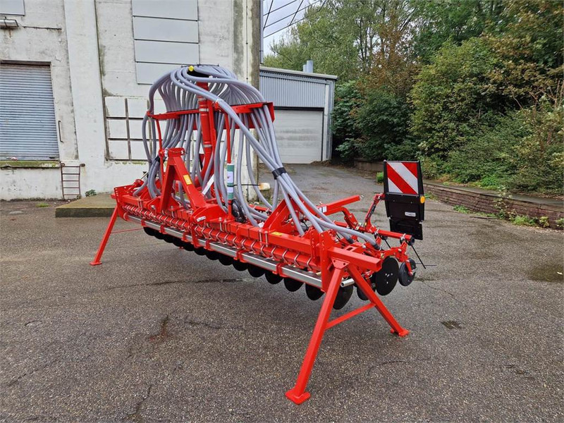 Kverneland CB 3500 3 punt - Mbjellëse e kombinuar në radhë: foto 1 Kverneland CB 3500 3 punt - Mbjellëse e kombinuar në radhë: foto 1