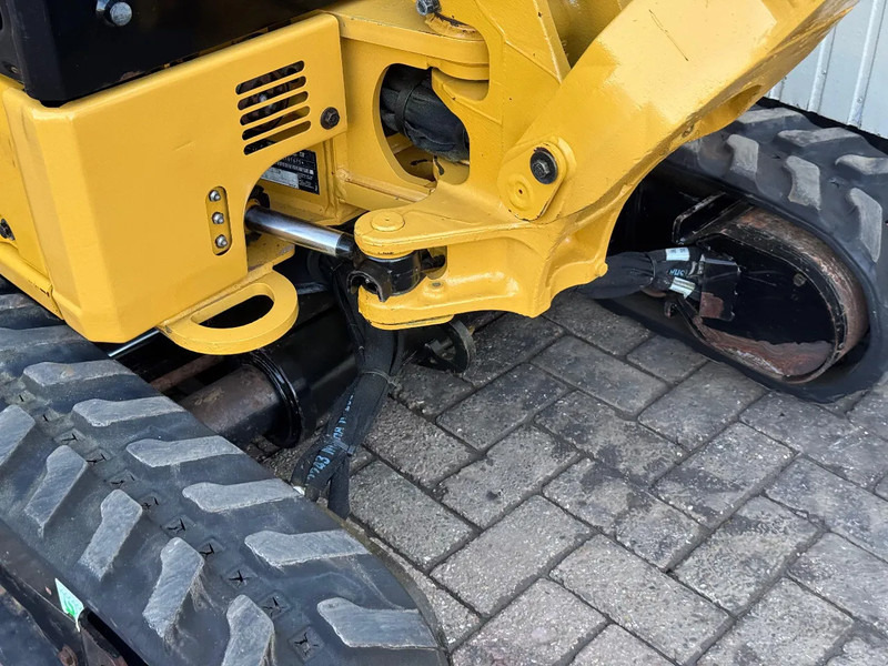 Miniekskavator Caterpillar 301.8 NextGen: foto 9