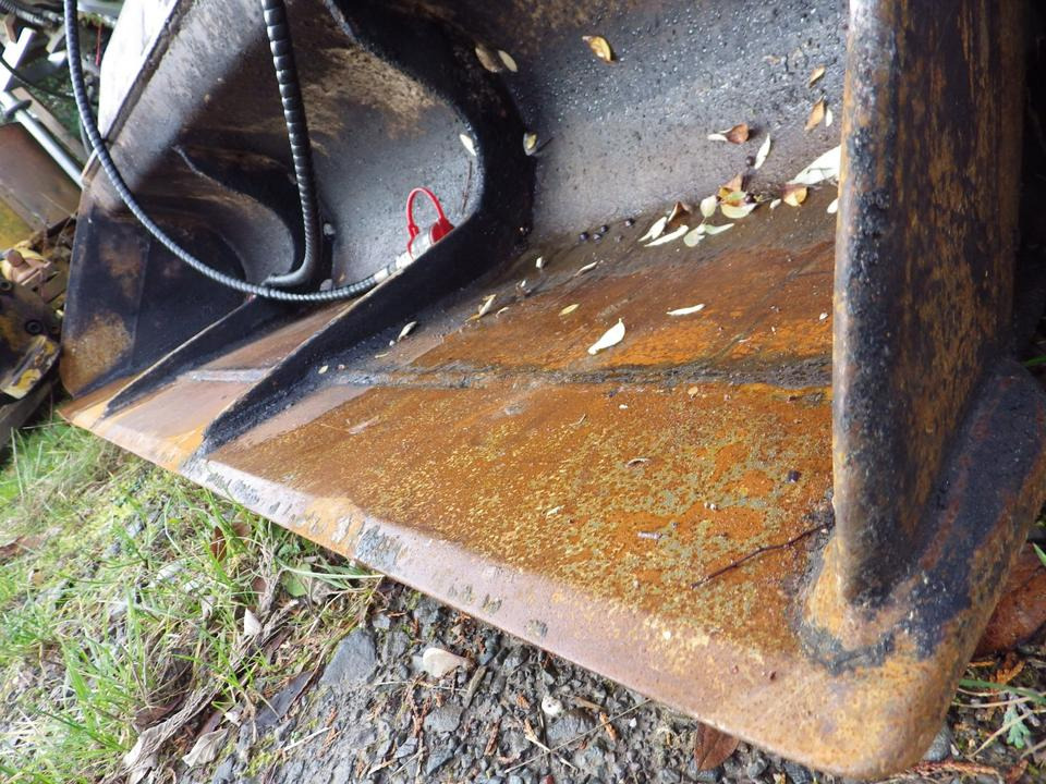 Grabenräumlöffel MS03 starr und schwenkbar+ MS08 hydraulisch - Kovë ekskavatori: foto 2 Grabenräumlöffel MS03 starr und schwenkbar+ MS08 hydraulisch - Kovë ekskavatori: foto 2