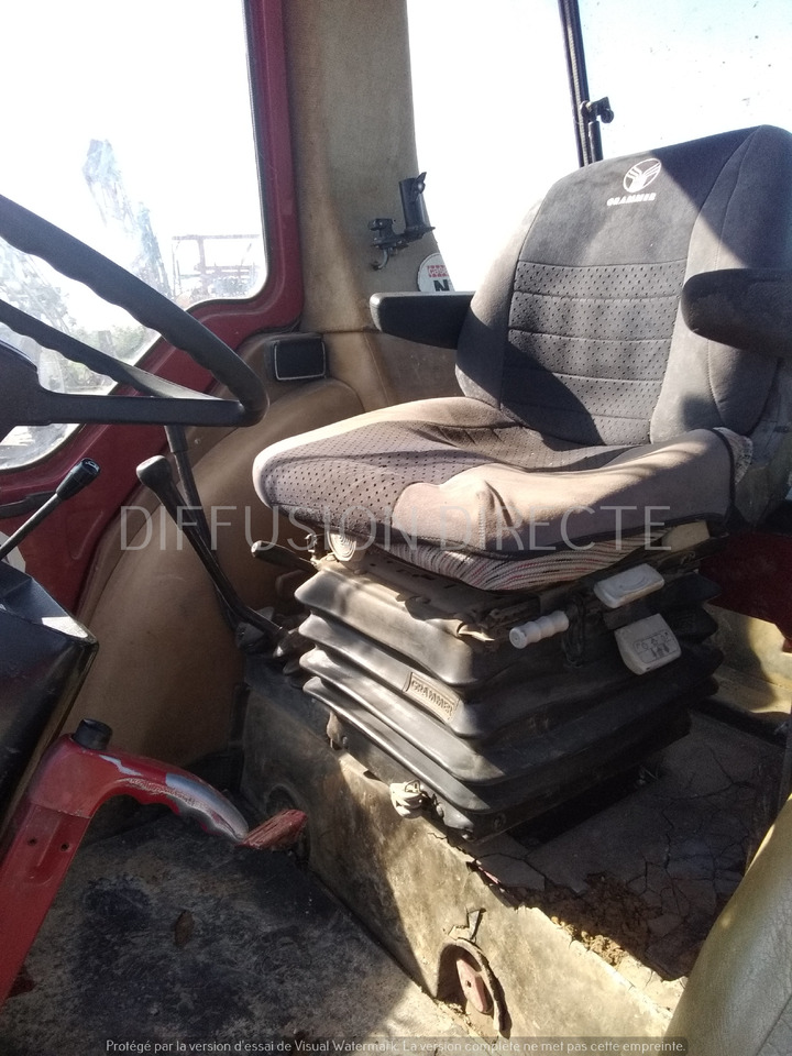 CASE IH TRACTEUR AGRICOLE 845 XL - Traktor: foto 5 CASE IH TRACTEUR AGRICOLE 845 XL - Traktor: foto 5