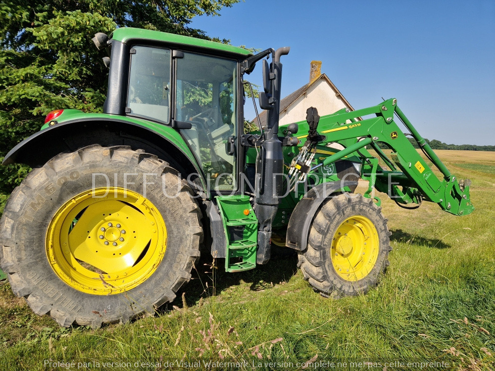 JOHN DEERE TRACTEUR AGRICOLE 6110M - Traktor: foto 2 JOHN DEERE TRACTEUR AGRICOLE 6110M - Traktor: foto 2