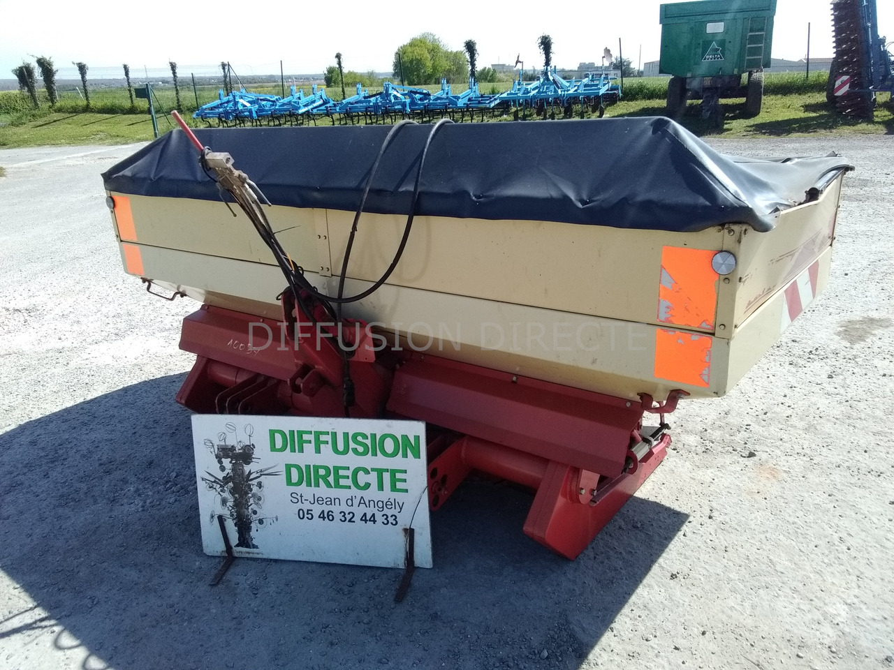 VICON DISTRIBUTEUR D'ENGRAIS GREENLAND - Shpërndarës plehu kimik: foto 1 VICON DISTRIBUTEUR D'ENGRAIS GREENLAND - Shpërndarës plehu kimik: foto 1