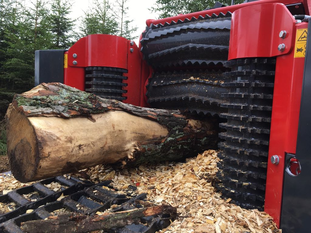 UFKES GREENTEC 962 - Copëtuese druri: foto 5 UFKES GREENTEC 962 - Copëtuese druri: foto 5