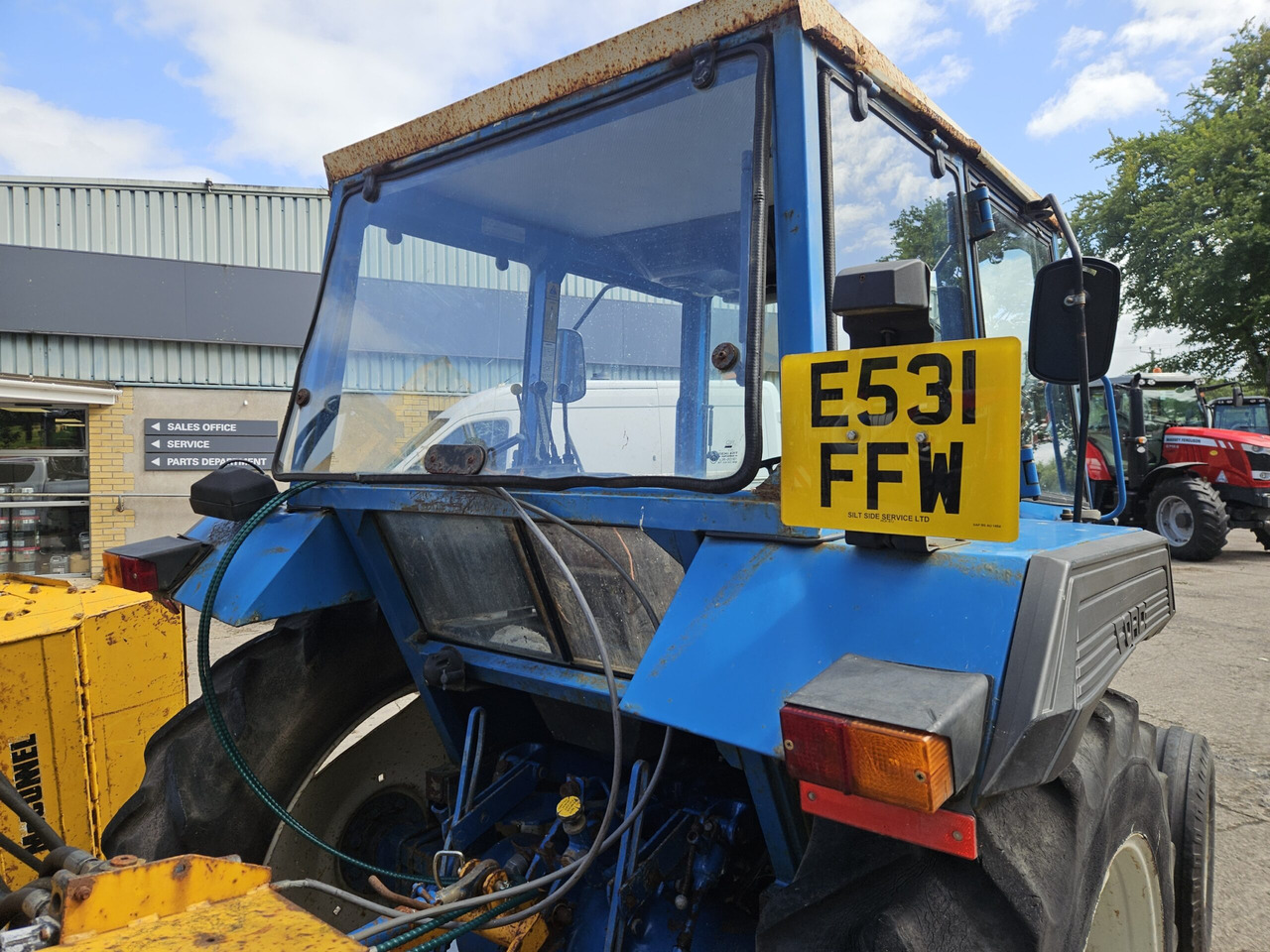 1988 Ford 4110 2wd tractor - Traktor: foto 3 1988 Ford 4110 2wd tractor - Traktor: foto 3