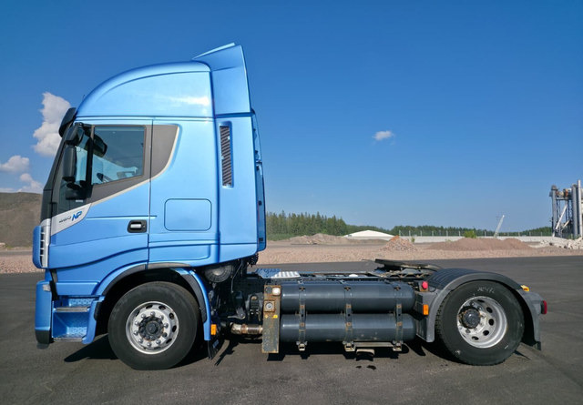 IvecoStralis 460 4x2 CNG / LNG - Gjysmë-kamion: foto 2 IvecoStralis 460 4x2 CNG / LNG - Gjysmë-kamion: foto 2