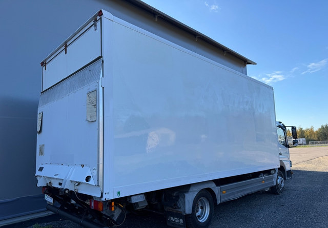Mercedes-BenzAtego kaappi + perälauta - Kamion vagonetë: foto 5 Mercedes-BenzAtego kaappi + perälauta - Kamion vagonetë: foto 5