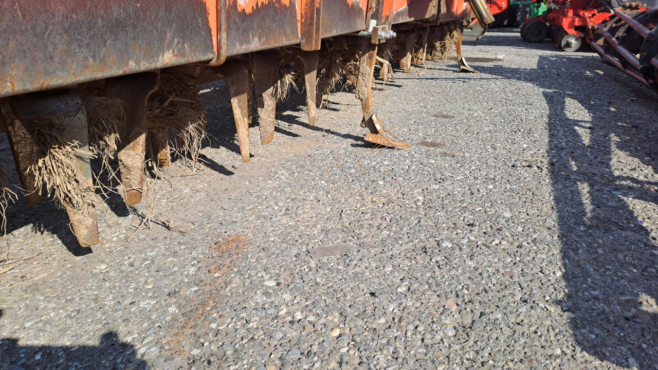 ERPICE ROTANTE MASCHIO AQUILA 6 METRI MOD 6000 * CR - Freze bujqësore: foto 3 ERPICE ROTANTE MASCHIO AQUILA 6 METRI MOD 6000 * CR - Freze bujqësore: foto 3