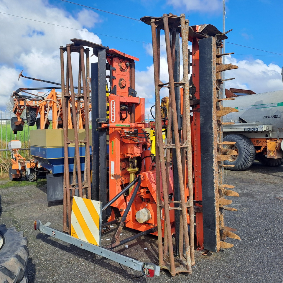 ERPICE ROTANTE PIEGHEVOLE MASCHIO AQUILA 5000 - Freze bujqësore: foto 1 ERPICE ROTANTE PIEGHEVOLE MASCHIO AQUILA 5000 - Freze bujqësore: foto 1