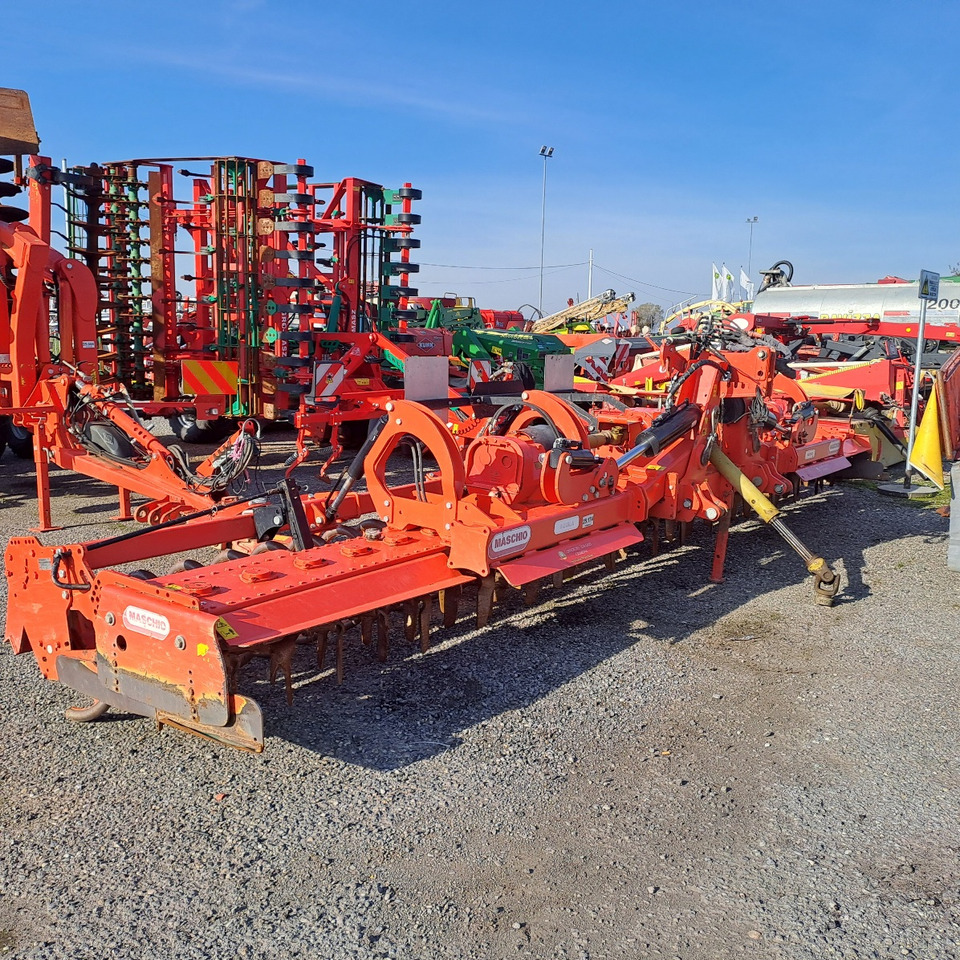 ERPICE ROTANTE PIEGHEVOLE MASCHIO AQUILA RAP 7000 - Freze bujqësore: foto 1 ERPICE ROTANTE PIEGHEVOLE MASCHIO AQUILA RAP 7000 - Freze bujqësore: foto 1