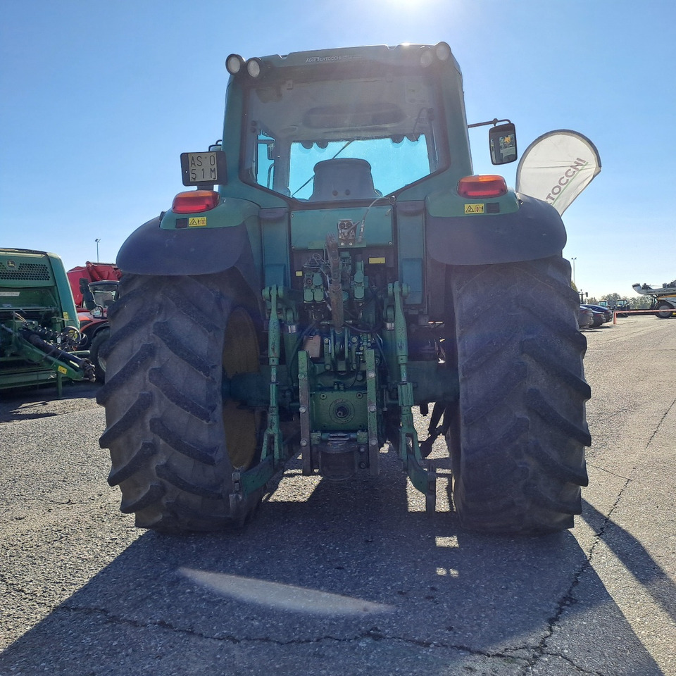 JOHN DEERE 6820 - Traktor: foto 4 JOHN DEERE 6820 - Traktor: foto 4