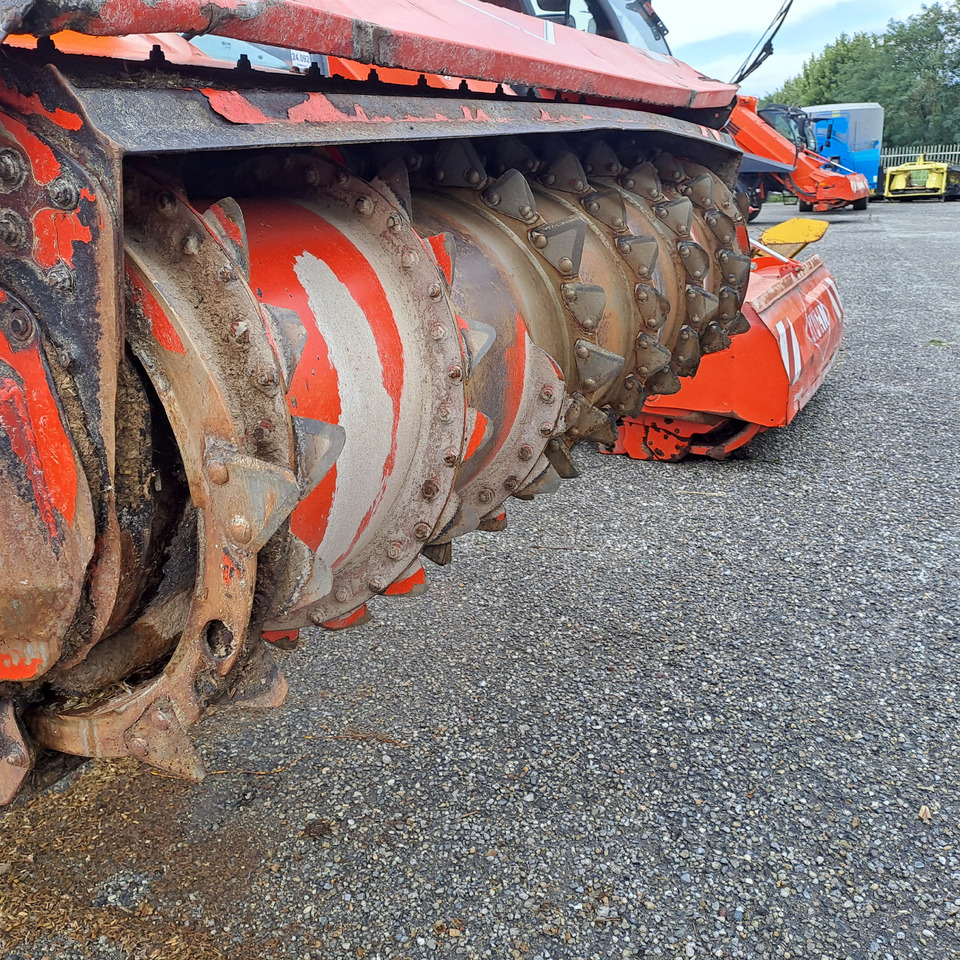 KUHN SPW 27 INTENSE - Vagon për përzierjen e foragjereve: foto 4 KUHN SPW 27 INTENSE - Vagon për përzierjen e foragjereve: foto 4