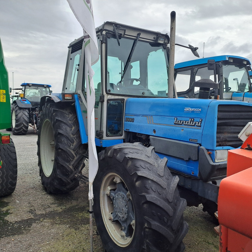 LANDINI 9880 - ASTA AGRIBERTOCCHI - Traktor: foto 4 LANDINI 9880 - ASTA AGRIBERTOCCHI - Traktor: foto 4
