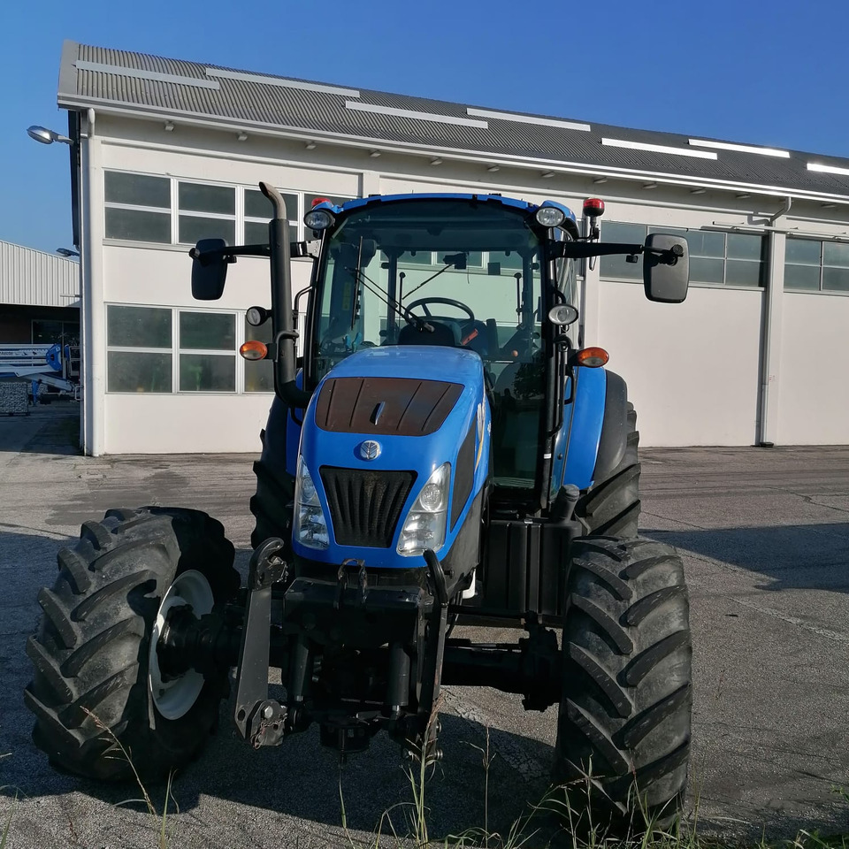 NEW HOLLAND T4.105 - Traktor: foto 5 NEW HOLLAND T4.105 - Traktor: foto 5