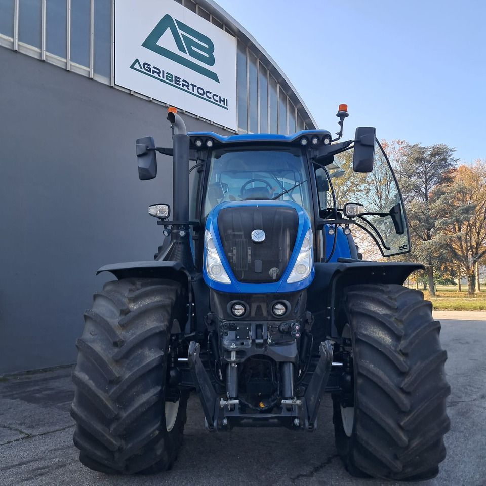 NEW HOLLAND T7 HD - Traktor: foto 4 NEW HOLLAND T7 HD - Traktor: foto 4
