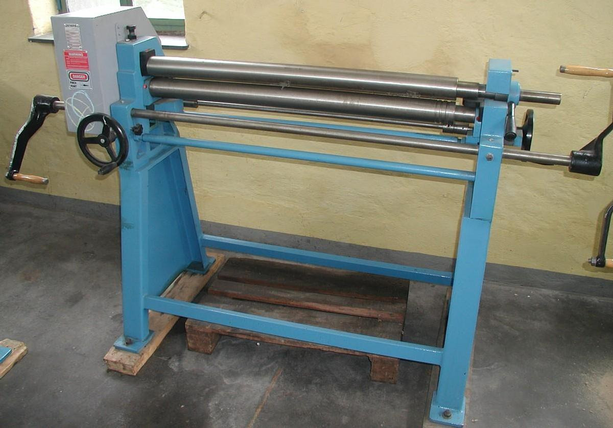 Dreiwalzen-Rundbiegemaschine AKYAPAK - Makinë për përpunimin e metalit: foto 2 Dreiwalzen-Rundbiegemaschine AKYAPAK - Makinë për përpunimin e metalit: foto 2