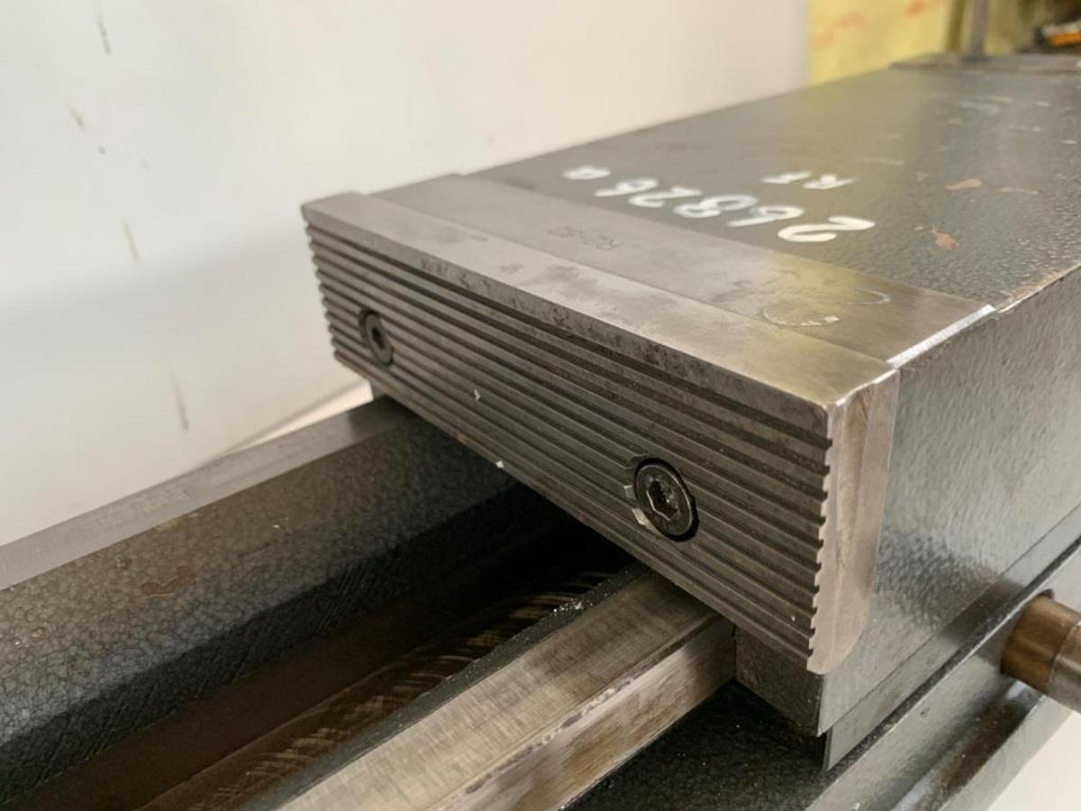 Materialspannstock DECKEL - Makinë për përpunimin e metalit: foto 5 Materialspannstock DECKEL - Makinë për përpunimin e metalit: foto 5