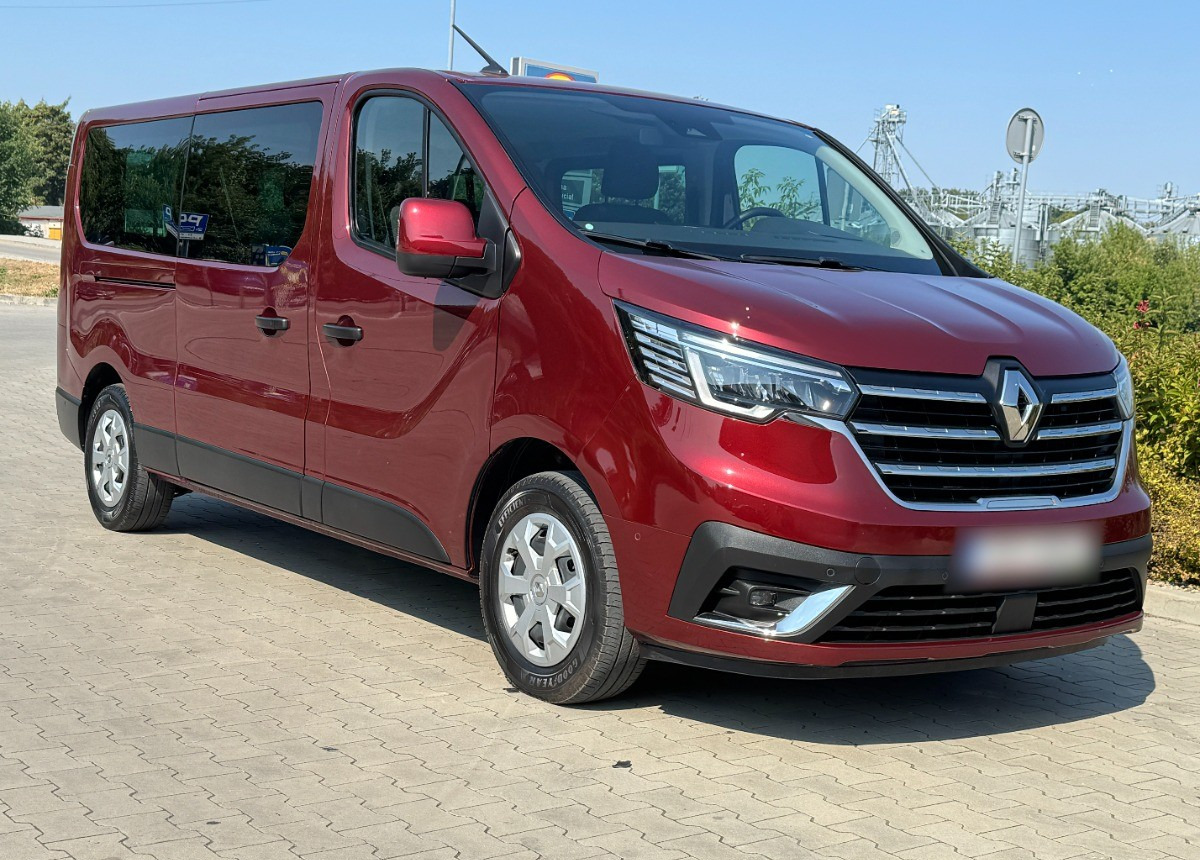 Renault Trafic Long 9 osobowy 2.0 DCI 170KM AUTOMAT NAWIEWY Salon PL FV23 NOWY - Minibus, Furgon pasagjerësh: foto 1 Renault Trafic Long 9 osobowy 2.0 DCI 170KM AUTOMAT NAWIEWY Salon PL FV23 NOWY - Minibus, Furgon pasagjerësh: foto 1