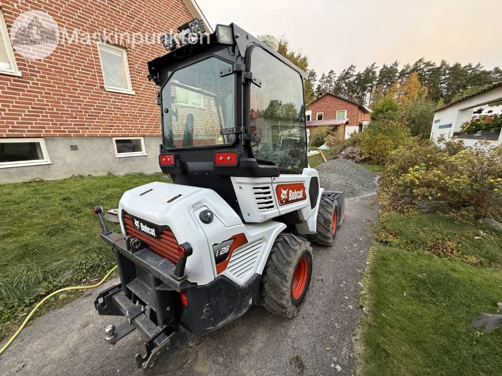 Bobcat L 28 Hjullastare + Släp - Fadrom me goma: foto 5 Bobcat L 28 Hjullastare + Släp - Fadrom me goma: foto 5