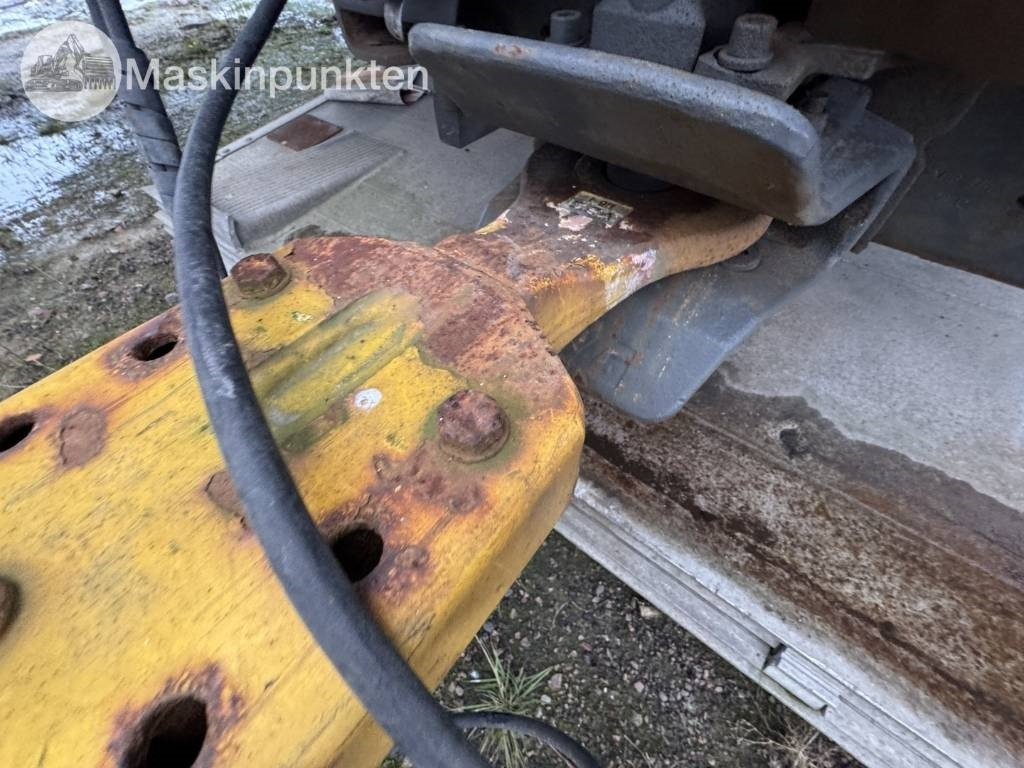 Ekeri L4 - Rimorkio me vagonetë të mbyllur: foto 5 Ekeri L4 - Rimorkio me vagonetë të mbyllur: foto 5