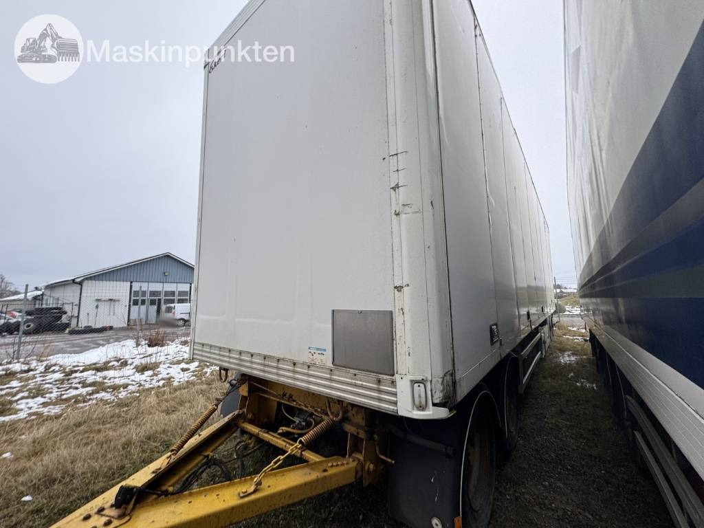 Ekeri L4 - Rimorkio me vagonetë të mbyllur: foto 1 Ekeri L4 - Rimorkio me vagonetë të mbyllur: foto 1