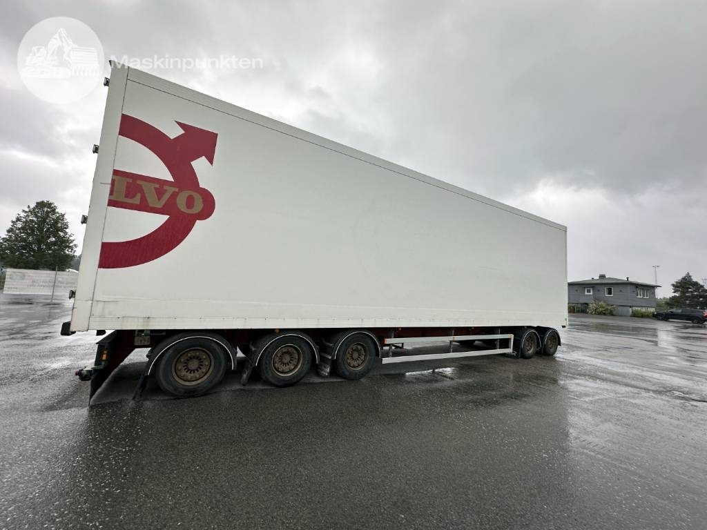 Ekeri S9-D - Rimorkio me vagonetë të mbyllur: foto 4 Ekeri S9-D - Rimorkio me vagonetë të mbyllur: foto 4