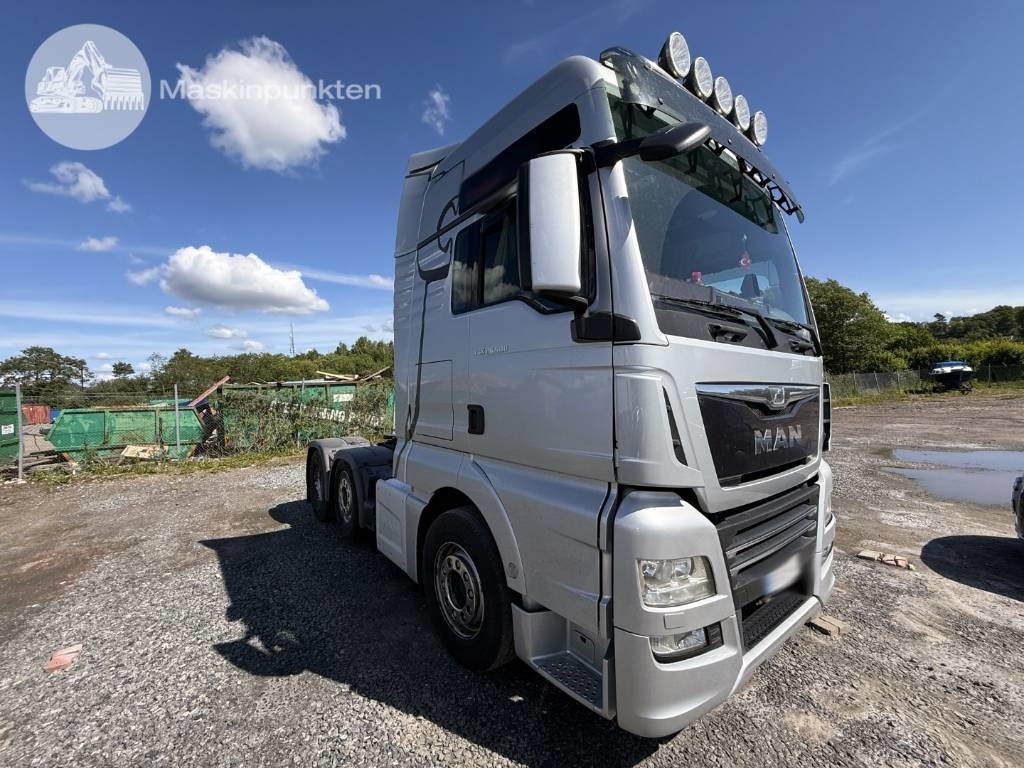 MAN TGX 26.500 Pusher - Gjysmë-kamion: foto 3 MAN TGX 26.500 Pusher - Gjysmë-kamion: foto 3