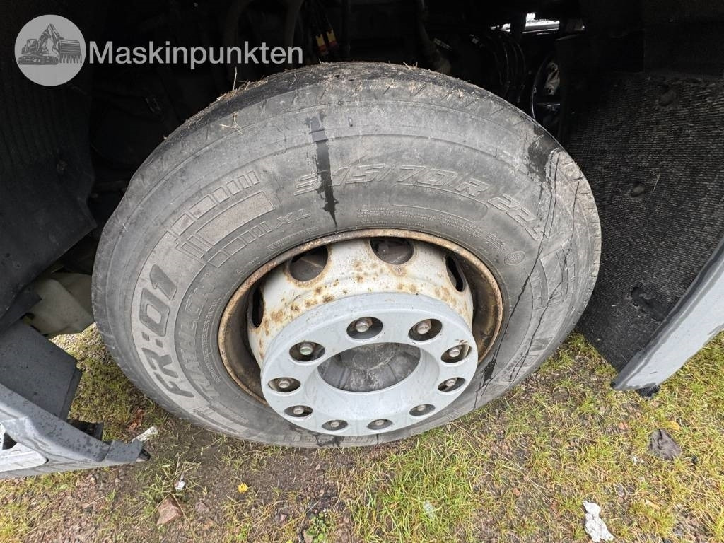 Volvo FH 500 - Gjysmë-kamion: foto 5 Volvo FH 500 - Gjysmë-kamion: foto 5