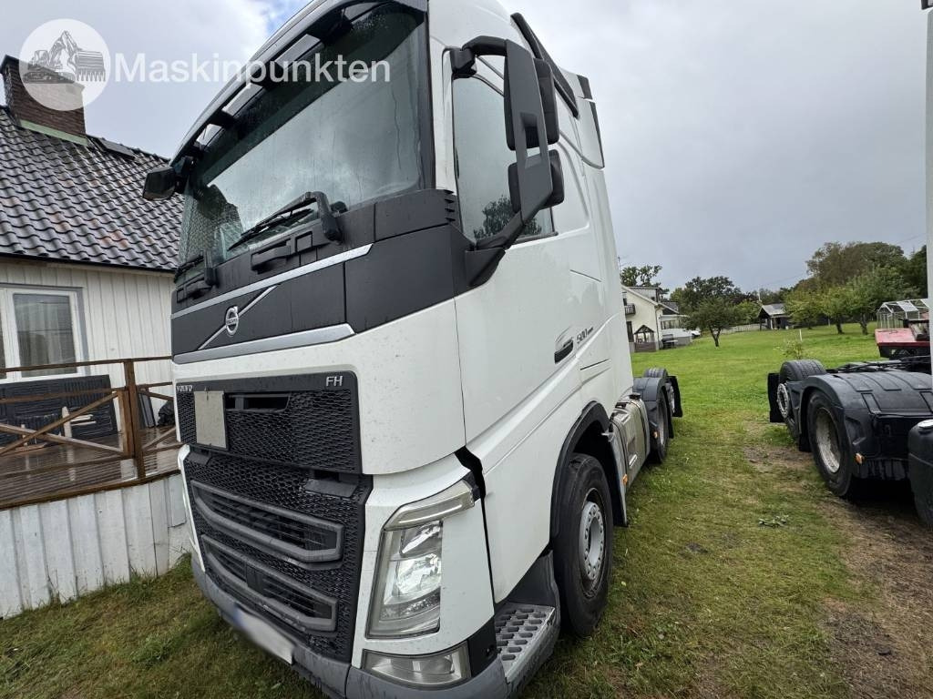 Volvo FH 500 - Gjysmë-kamion: foto 1 Volvo FH 500 - Gjysmë-kamion: foto 1