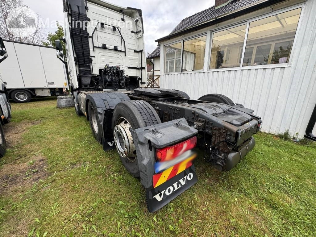 Volvo FH 500 - Gjysmë-kamion: foto 2 Volvo FH 500 - Gjysmë-kamion: foto 2