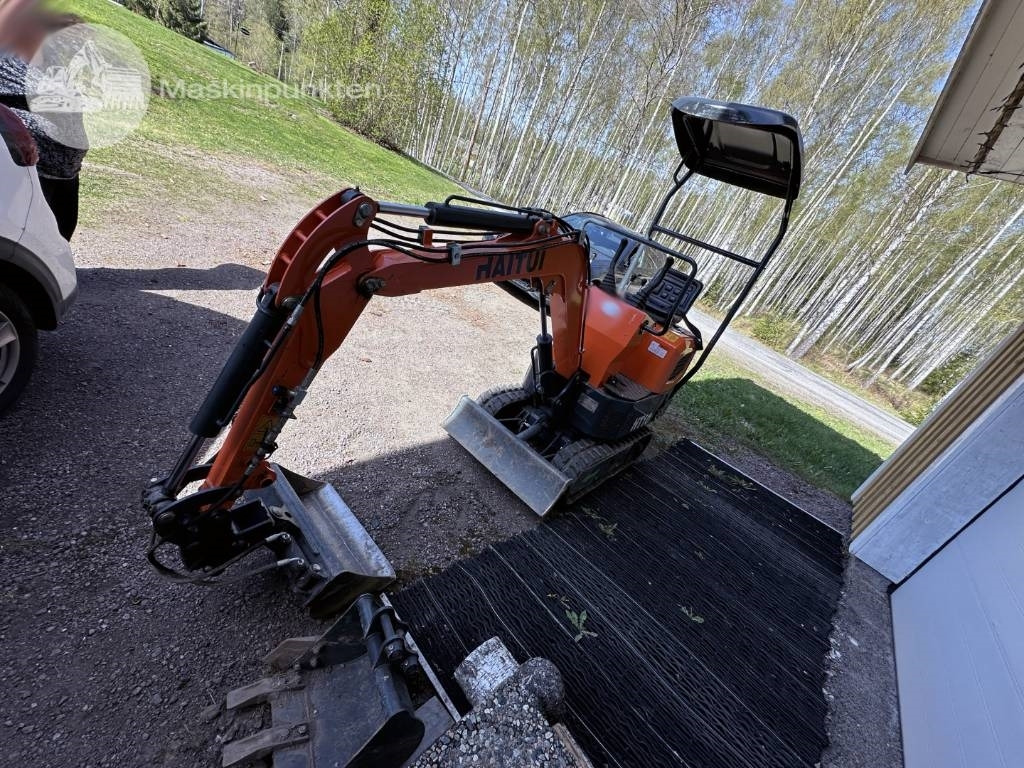 Miniekskavator Haitu H 10: foto 6