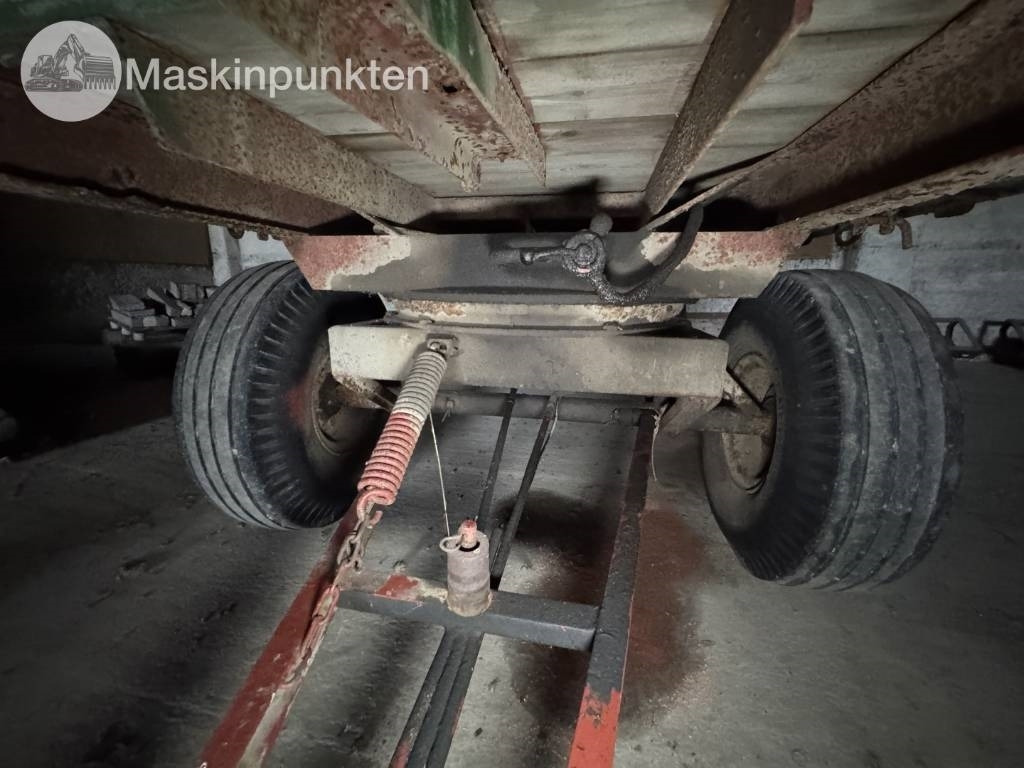 Gjysmë rimorkio vetëshkarkuese Håkantorps vagn med sidotipp: foto 6