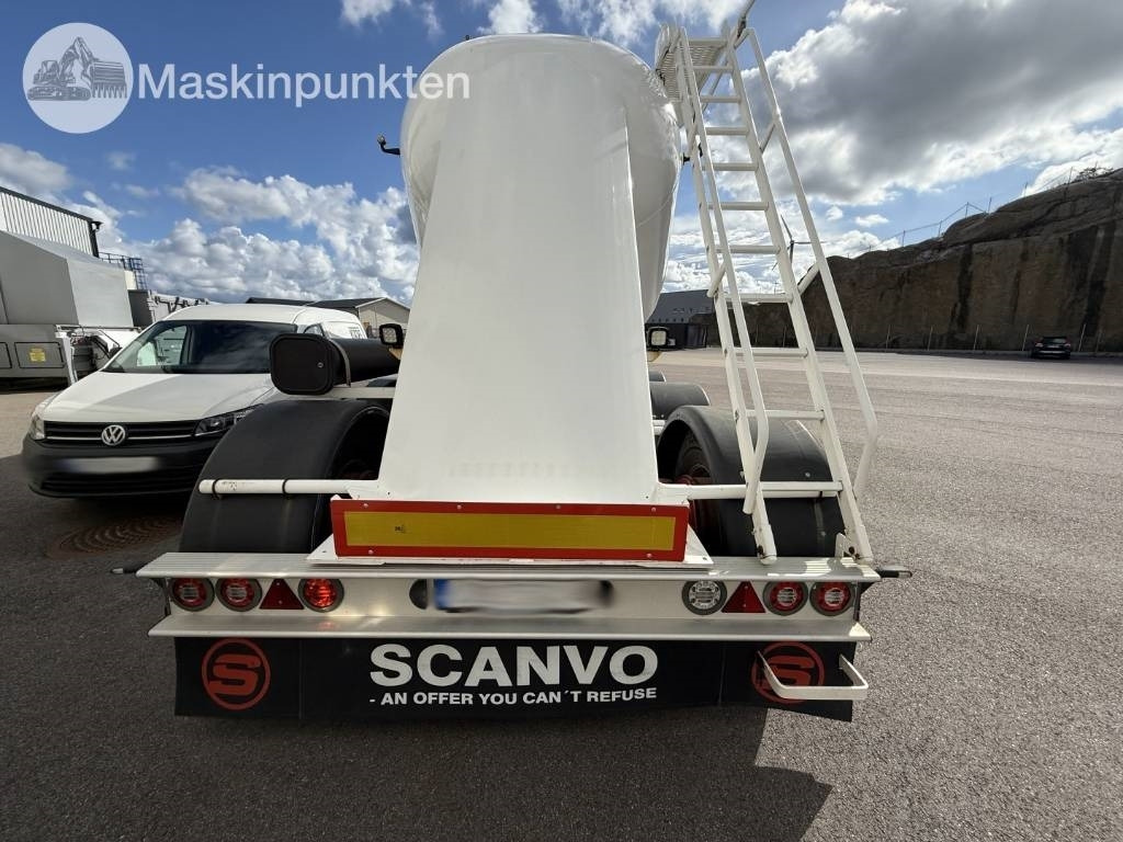 Interconsult Tanktrailer  - Gjysmë rimorkio me bot: foto 3 Interconsult Tanktrailer  - Gjysmë rimorkio me bot: foto 3