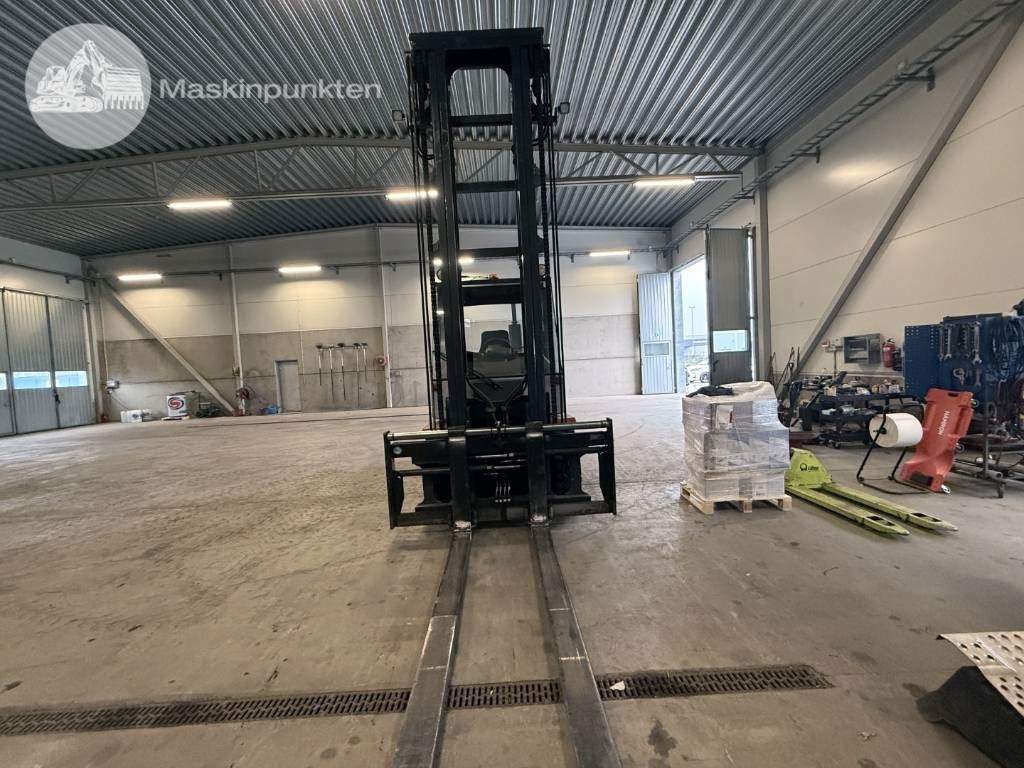 Kalmar DCE 80-6 - Pirun më naftë: foto 3 Kalmar DCE 80-6 - Pirun më naftë: foto 3
