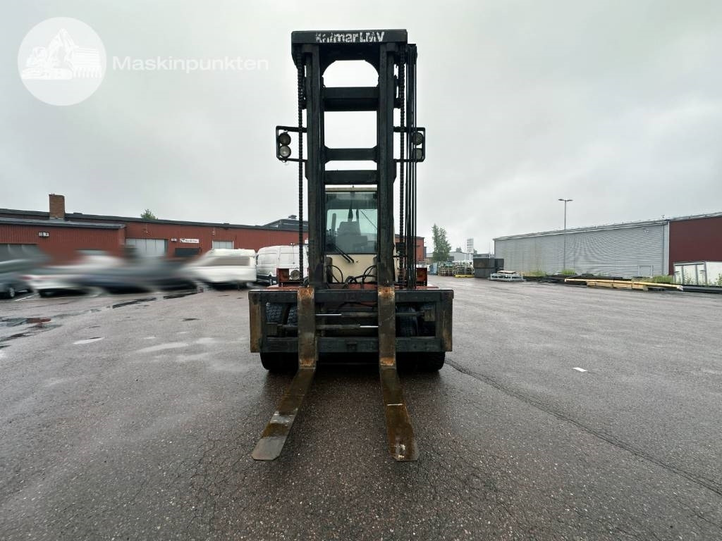 Kalmar LMV 10-600 - Pirun më naftë: foto 2 Kalmar LMV 10-600 - Pirun më naftë: foto 2